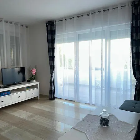 Apartment Cherry S Pogledom Na
